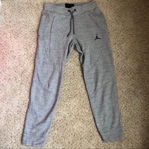 Grey Jordan Sweatpants 🌫